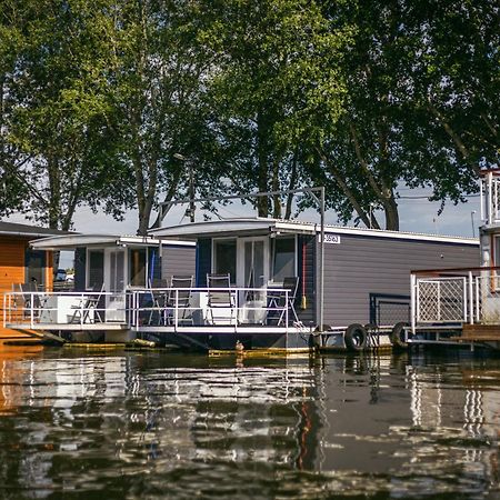 Отель Lakohajo, Uszohaz - Tisza-To Тисафюред Экстерьер фото