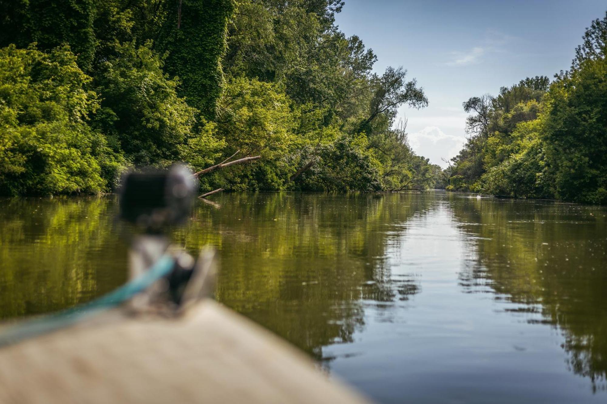 Отель Lakohajo, Uszohaz - Tisza-To Тисафюред Экстерьер фото